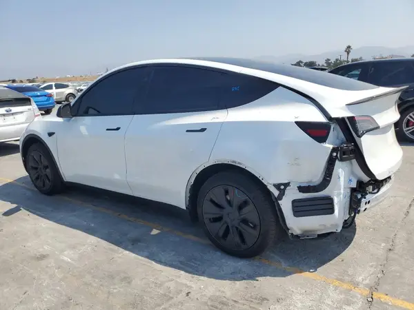 7SAYGDED7SF265362 2025 TESLA MODEL Y - Image 2