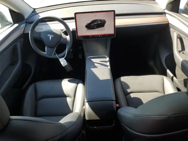 7SAYGDED7SF315080 2025 TESLA MODEL Y - Image 8
