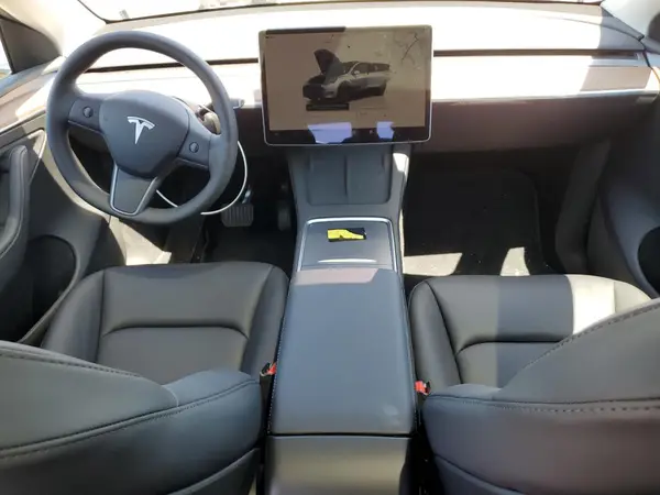 7SAYGDED7SF319632 2025 TESLA MODEL Y - Image 8