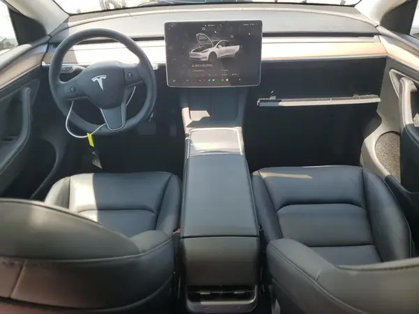7SAYGDED7SF321638 2025 TESLA MODEL Y - Image 8