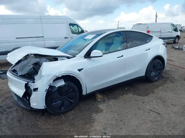 7SAYGDED7TA416523 2026 TESLA MODEL Y - Image 2