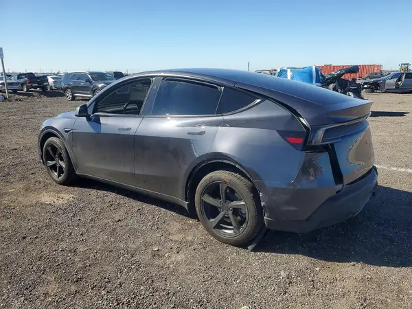7SAYGDED7TA416876 2026 TESLA MODEL Y - Image 2