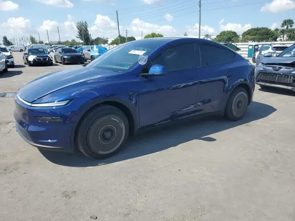 7SAYGDED7TA417686 2026 TESLA MODEL Y - Image 1