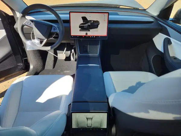 7SAYGDED7TA417963 2026 TESLA MODEL Y - Image 8