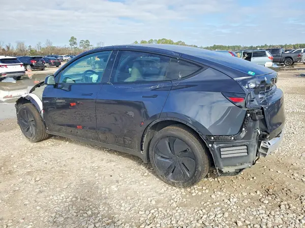 7SAYGDED7TA428851 2026 TESLA MODEL Y - Image 2