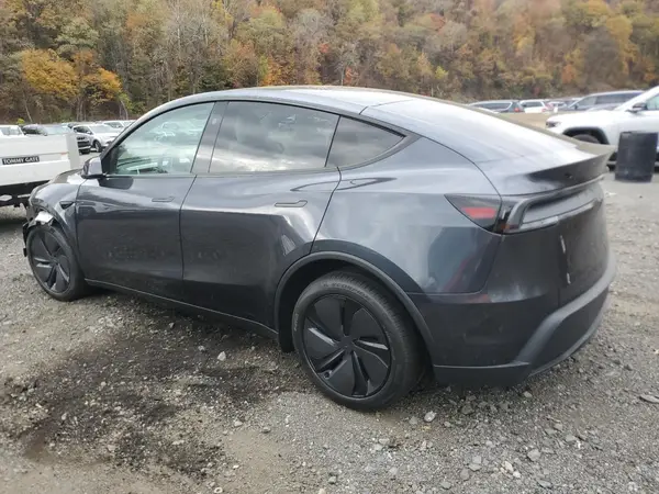7SAYGDED7TA433015 2026 TESLA MODEL Y - Image 2