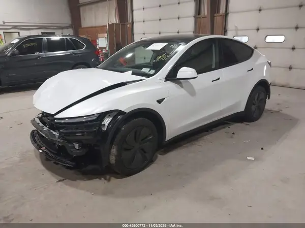 7SAYGDED7TA439378 2026 TESLA MODEL Y - Image 2