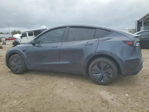 7SAYGDED7TA443009 2026 TESLA MODEL Y - Image 2
