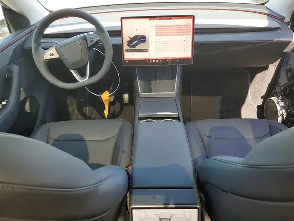 7SAYGDED7TA443091 2026 TESLA MODEL Y - Image 8
