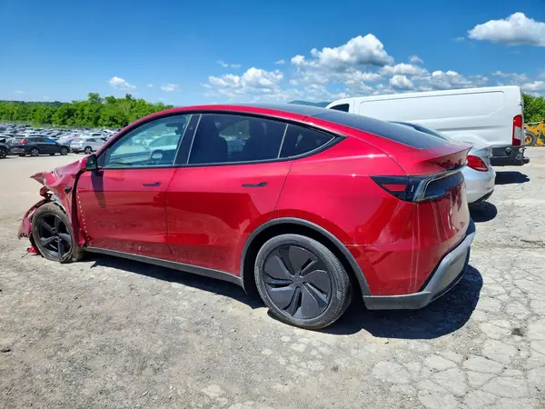 7SAYGDED7TA443530 2026 TESLA MODEL Y - Image 2