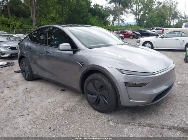 7SAYGDED7TA445648 2026 TESLA MODEL Y - Image 1