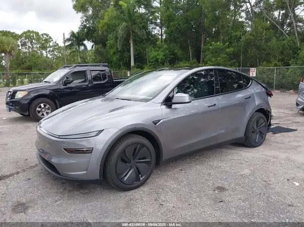 7SAYGDED7TA445648 2026 TESLA MODEL Y - Image 2