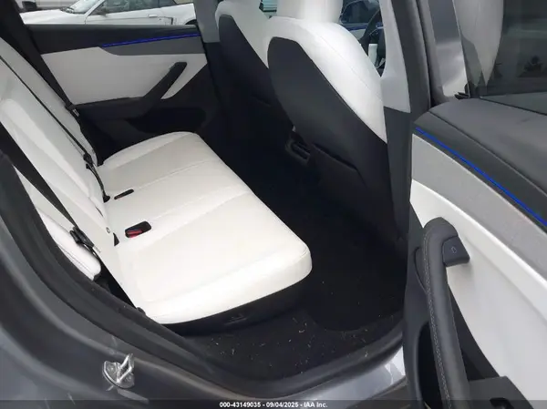 7SAYGDED7TA445648 2026 TESLA MODEL Y - Image 8