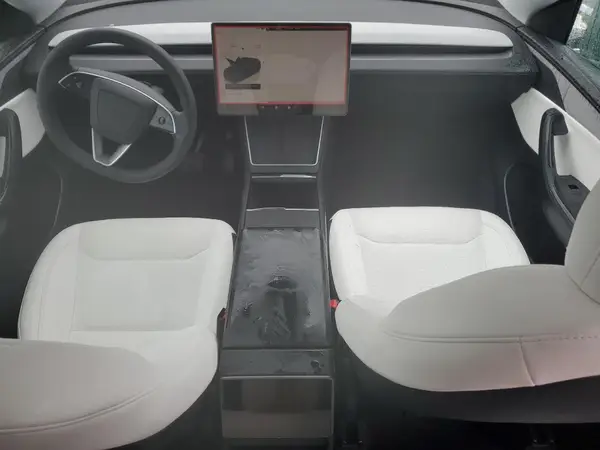 7SAYGDED7TA453913 2026 TESLA MODEL Y - Image 8