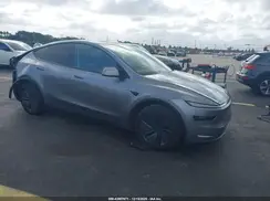 7SAYGDED7TA457735 2026 TESLA MODEL Y