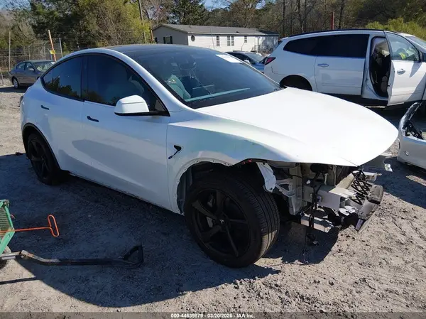 7SAYGDED7TA463910 2026 TESLA MODEL Y - Image 1