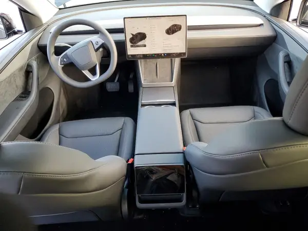 7SAYGDED7TA467374 2026 TESLA MODEL Y - Image 8