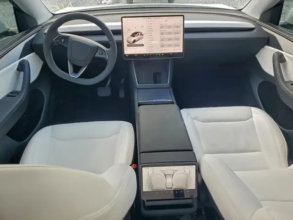 7SAYGDED7TA497782 2026 TESLA MODEL Y - Image 8
