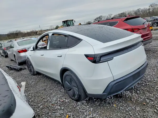 7SAYGDED7TA500437 2026 TESLA MODEL Y - Image 2