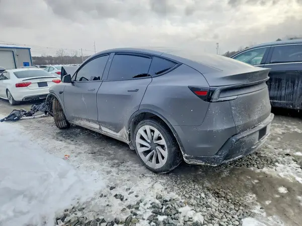 7SAYGDED7TA582363 2026 TESLA MODEL Y - Image 2