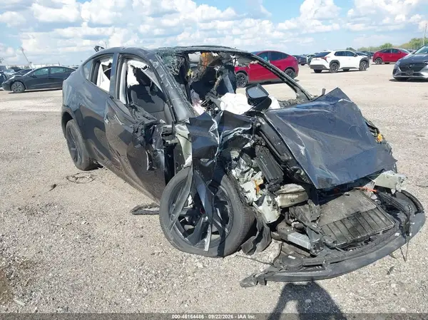 7SAYGDED7TA605382 2026 TESLA MODEL Y - Image 1