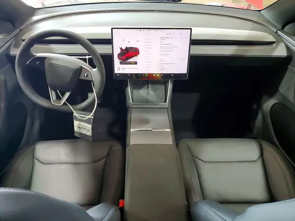 7SAYGDED7TA703506 2026 TESLA MODEL Y - Image 8