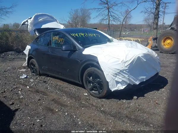 7SAYGDED7TF376351 2026 TESLA MODEL Y - Image 1