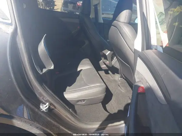 7SAYGDED7TF376432 2026 TESLA MODEL Y - Image 8