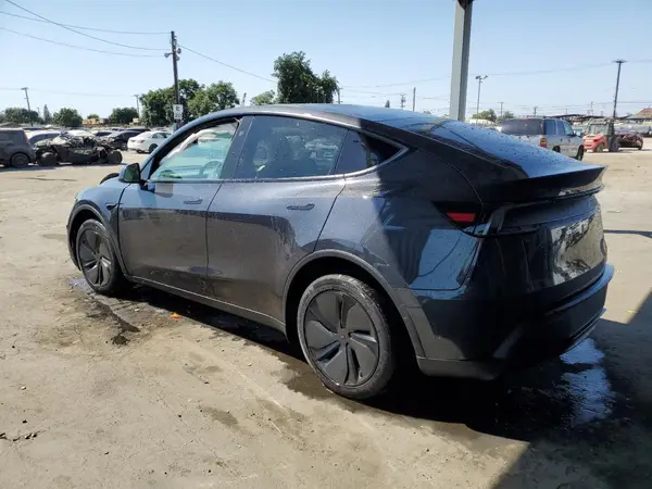 7SAYGDED7TF377547 2026 TESLA MODEL Y - Image 2