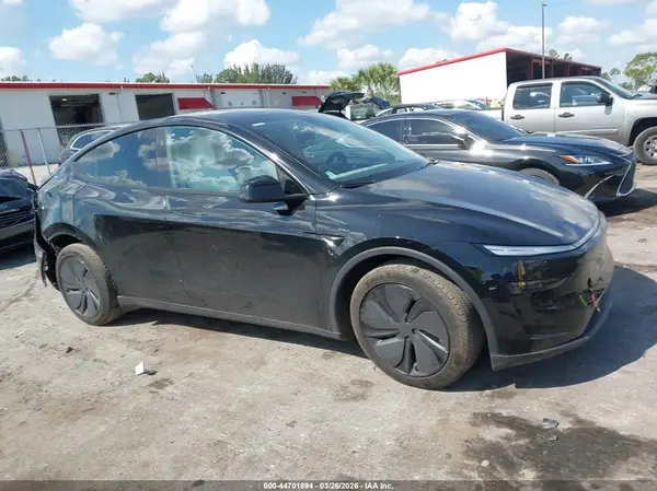 7SAYGDED7TF378147 2026 TESLA MODEL Y - Image 1