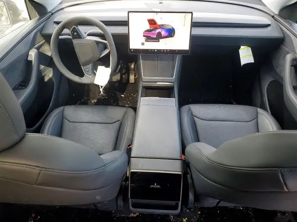 7SAYGDED7TF384305 2026 TESLA MODEL Y - Image 8