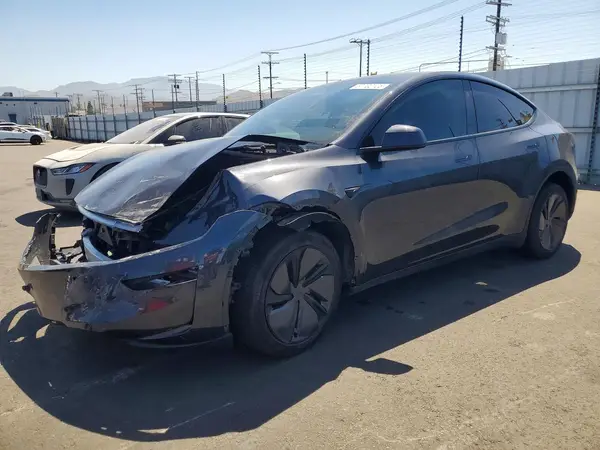 7SAYGDED7TF388306 2026 TESLA MODEL Y - Image 1