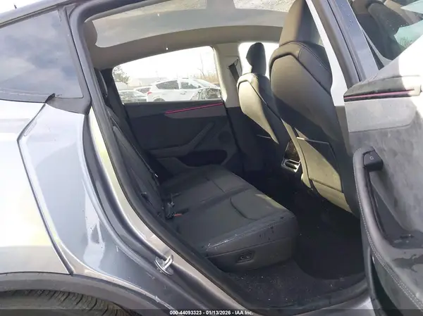 7SAYGDED7TF396244 2026 TESLA MODEL Y - Image 8