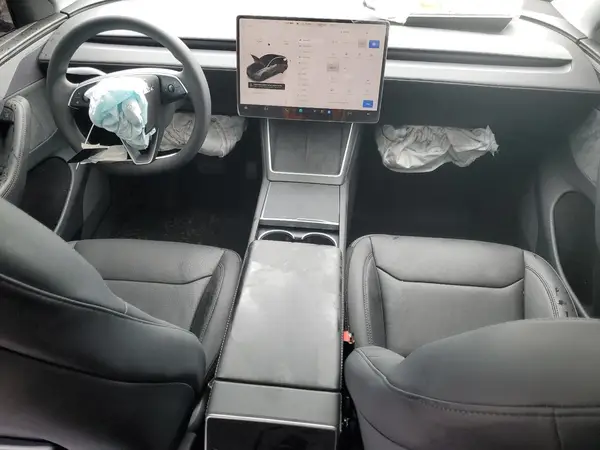 7SAYGDED7TF404729 2026 TESLA MODEL Y - Image 8
