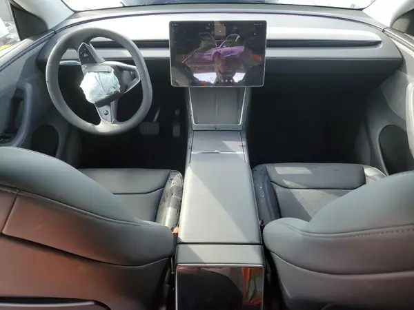 7SAYGDED7TF419800 2026 TESLA MODEL Y - Image 8