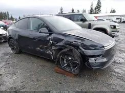 7SAYGDED7TF423488 2026 TESLA MODEL Y