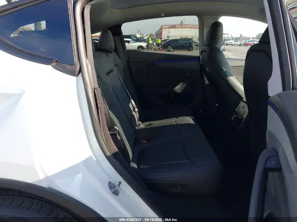 7SAYGDED7TF446169 2026 TESLA MODEL Y - Image 8