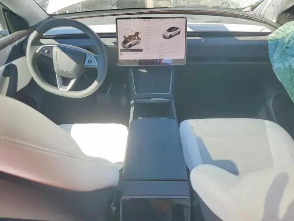 7SAYGDED7TF455728 2026 TESLA MODEL Y - Image 8