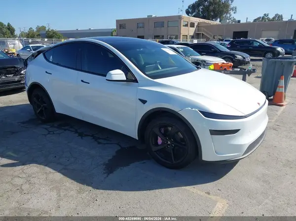 7SAYGDED7TF456782 2026 TESLA MODEL Y - Image 1
