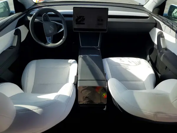 7SAYGDED7TF528287 2026 TESLA MODEL Y - Image 8