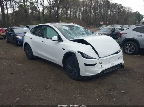 7SAYGDED7TF548605 2026 TESLA MODEL Y - Image 1