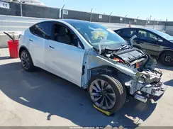 7SAYGDED7TF614358 2026 TESLA MODEL Y