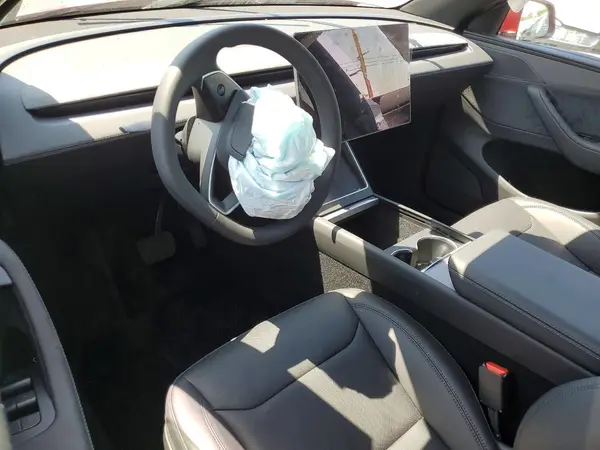 7SAYGDED7TF615333 2026 TESLA MODEL Y - Image 8