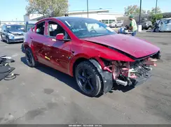 7SAYGDED7TF645111 2026 TESLA MODEL Y