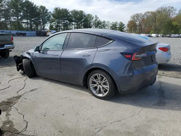 7SAYGDED8PF915954 2023 TESLA MODEL Y - Image 2