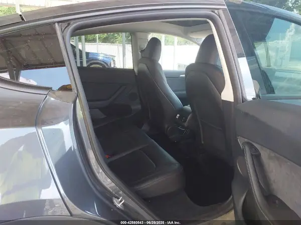 7SAYGDED8PF923374 2023 TESLA MODEL Y - Image 8