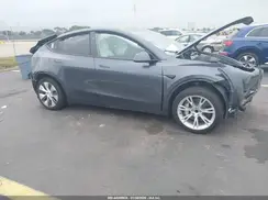 7SAYGDED8PF931541 2023 TESLA MODEL Y