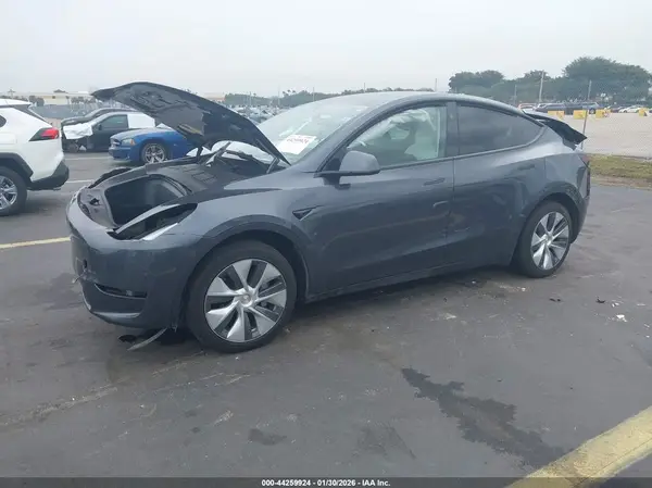 7SAYGDED8PF931541 2023 TESLA MODEL Y - Image 2