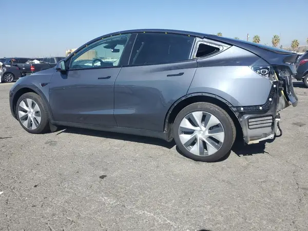 7SAYGDED8PF962174 2023 TESLA MODEL Y - Image 2