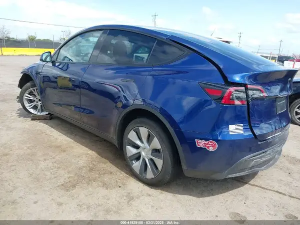 7SAYGDED8PF972140 2023 TESLA MODEL Y - Image 2